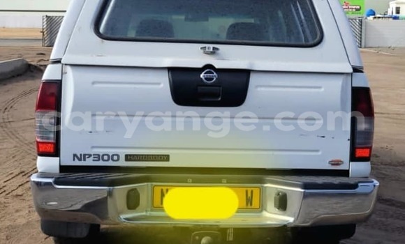 Buy Used Nissan NP 300 White Car in Walvis Bay in Namibia Buy Used Nissan NP 300 White Car in Walvis Bay in Namibia