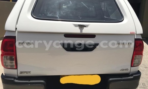 Buy Used Toyota Hilux White Car in Walvis Bay in Namibia Buy Used Toyota Hilux White Car in Walvis Bay in Namibia