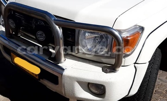 Buy Used Toyota Land Cruiser White Car in Walvis Bay in Namibia Buy Used Toyota Land Cruiser White Car in Walvis Bay in Namibia