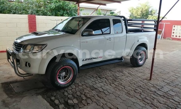 Buy Used Toyota Hilux White Car in Walvis Bay in Namibia