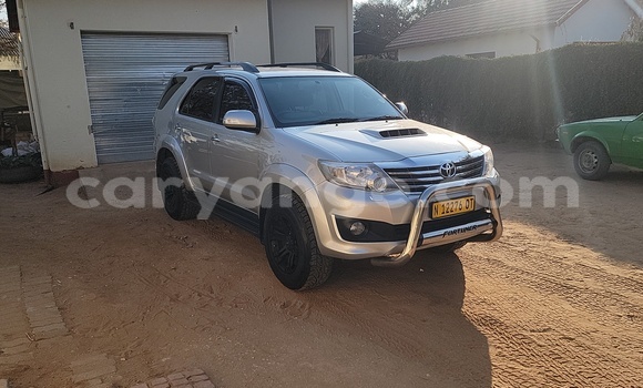 Buy Used Toyota Fortuner Silver Car in Otjiwarongo in Namibia