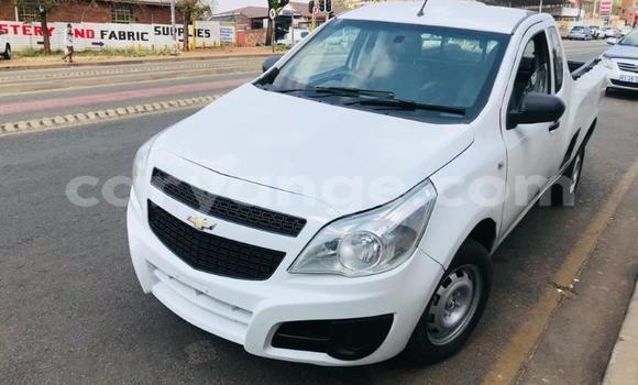 Acheter Occasion Voiture Chevlolet Spin Blanc à Windhoek, Namibie Acheter Occasion Voiture Chevlolet Spin Blanc à Windhoek, Namibie