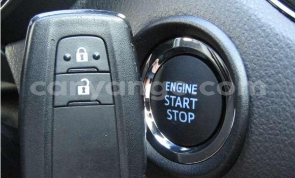 Acheter Occasion Voiture Toyota C-HR Noir à Katima Mulilo, Caprivi Acheter Occasion Voiture Toyota C-HR Noir à Katima Mulilo, Caprivi