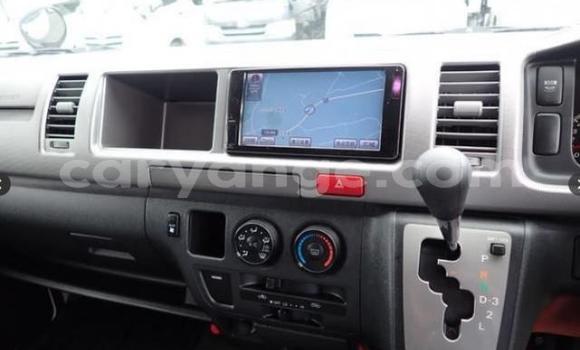 Buy Used Toyota Hi Ace White Car in Gobabis in Omaheke Buy Used Toyota Hi Ace White Car in Gobabis in Omaheke