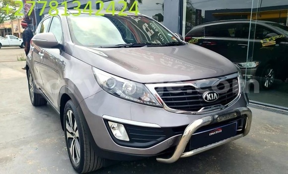 Buy Used Kia Sportage Silver Car in Windhoek in Namibia