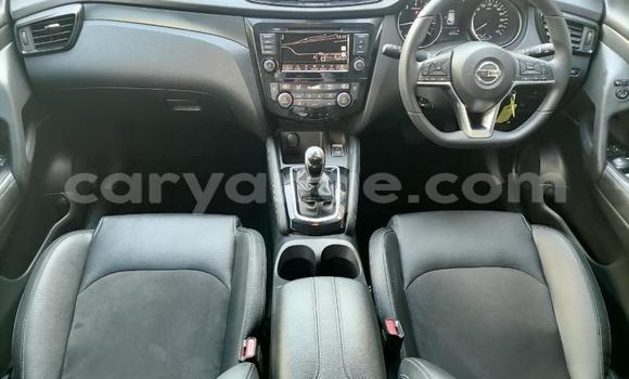 Buy Used Nissan Qashqai Silver Car in Windhoek in Namibia Buy Used Nissan Qashqai Silver Car in Windhoek in Namibia