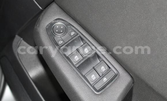 Buy Used Renault Clio Silver Car in Windhoek in Namibia Buy Used Renault Clio Silver Car in Windhoek in Namibia