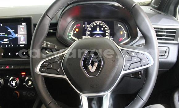 Buy Used Renault Clio Silver Car in Windhoek in Namibia Buy Used Renault Clio Silver Car in Windhoek in Namibia