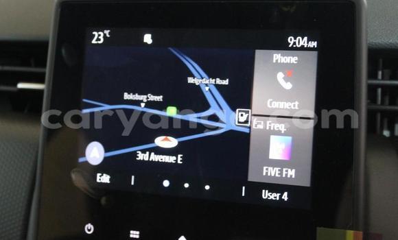 Buy Used Renault Clio Silver Car in Windhoek in Namibia Buy Used Renault Clio Silver Car in Windhoek in Namibia