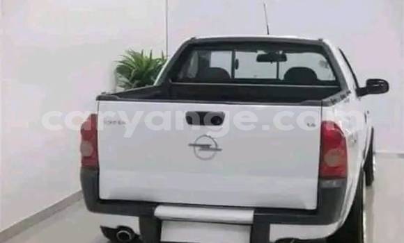 Buy Used Opel Corsa White Car in Windhoek in Namibia Buy Used Opel Corsa White Car in Windhoek in Namibia