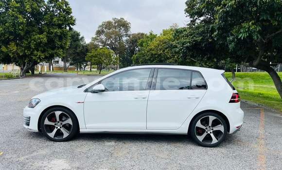 Buy Used Volkswagen Golf GTI White Car in Windhoek in Namibia Buy Used Volkswagen Golf GTI White Car in Windhoek in Namibia