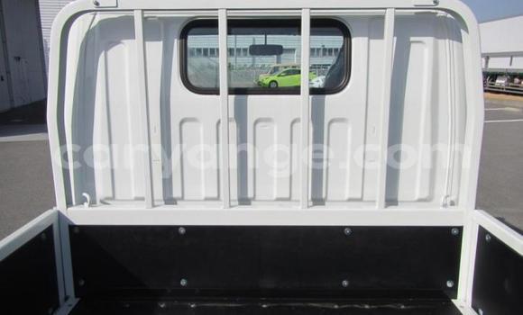 Acheter Occasion Utilitaire Mitsubishi Van Blanc à Rundu, Namibie Acheter Occasion Utilitaire Mitsubishi Van Blanc à Rundu, Namibie