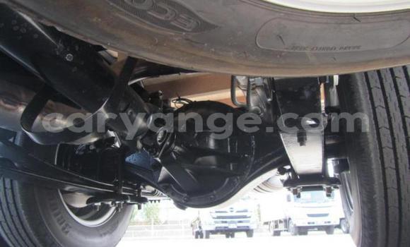 Acheter Occasion Utilitaire Mitsubishi Van Blanc à Rundu, Namibie Acheter Occasion Utilitaire Mitsubishi Van Blanc à Rundu, Namibie