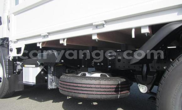 Acheter Occasion Utilitaire Mitsubishi Van Blanc à Rundu, Namibie Acheter Occasion Utilitaire Mitsubishi Van Blanc à Rundu, Namibie