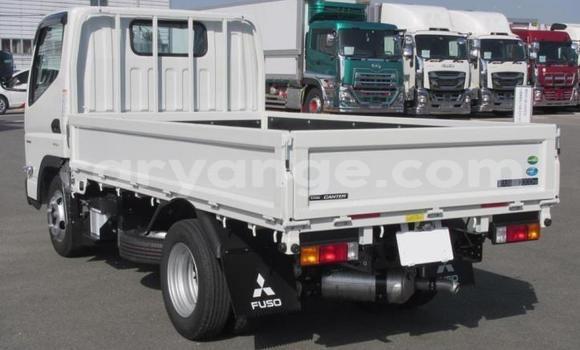 Acheter Occasion Utilitaire Mitsubishi Van Blanc à Rundu, Namibie Acheter Occasion Utilitaire Mitsubishi Van Blanc à Rundu, Namibie