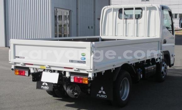 Acheter Occasion Utilitaire Mitsubishi Van Blanc à Rundu, Namibie Acheter Occasion Utilitaire Mitsubishi Van Blanc à Rundu, Namibie