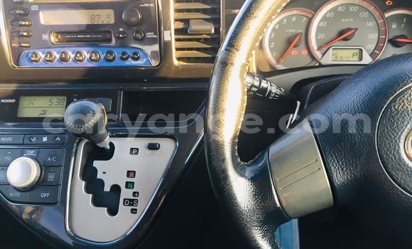 Acheter Occasion Voiture Toyota Wish Noir à Windhoek, Namibie Acheter Occasion Voiture Toyota Wish Noir à Windhoek, Namibie