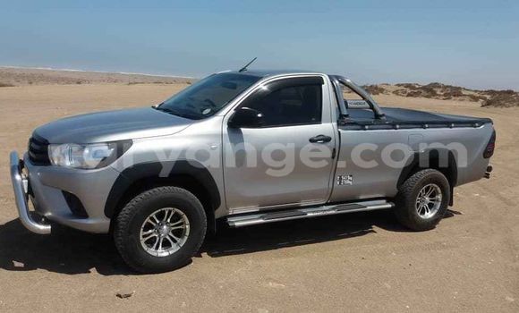 Buy Used Toyota Hilux Silver Car in Windhoek in Namibia