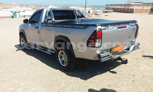 Acheter Occasion Voiture Toyota Hilux Gris à Windhoek, Namibie Acheter Occasion Voiture Toyota Hilux Gris à Windhoek, Namibie