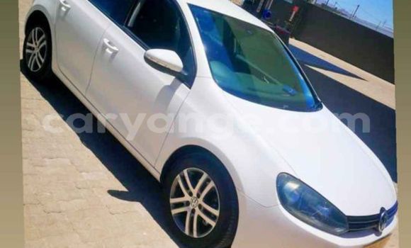 Acheter Occasion Voiture Volkswagen Golf Blanc à Windhoek, Namibie Acheter Occasion Voiture Volkswagen Golf Blanc à Windhoek, Namibie