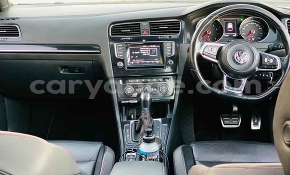 Acheter Occasion Voiture Volkswagen Golf Blanc à Windhoek, Namibie Acheter Occasion Voiture Volkswagen Golf Blanc à Windhoek, Namibie