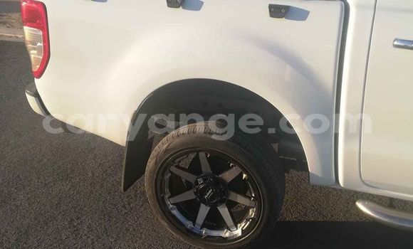 Acheter Occasion Voiture Ford Ranger Blanc à Windhoek, Namibie Acheter Occasion Voiture Ford Ranger Blanc à Windhoek, Namibie