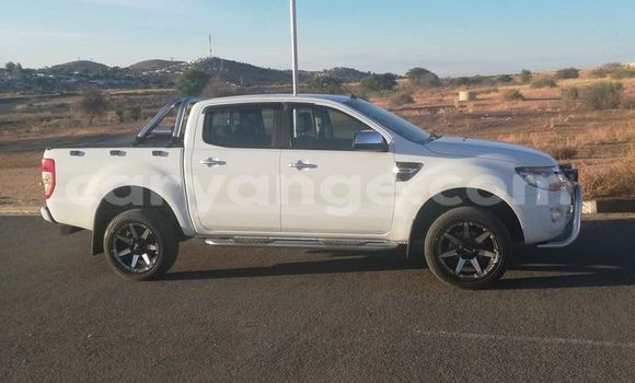 Acheter Occasion Voiture Ford Ranger Blanc à Windhoek, Namibie Acheter Occasion Voiture Ford Ranger Blanc à Windhoek, Namibie