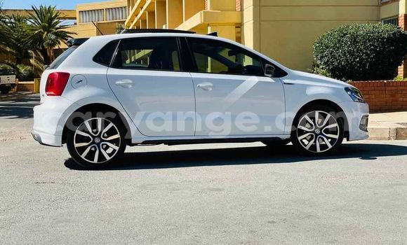 Acheter Occasion Voiture Volkswagen Polo Blanc à Windhoek, Namibie Acheter Occasion Voiture Volkswagen Polo Blanc à Windhoek, Namibie