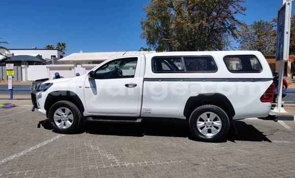 Acheter Occasion Voiture Toyota Hilux Blanc à Windhoek, Namibie Acheter Occasion Voiture Toyota Hilux Blanc à Windhoek, Namibie