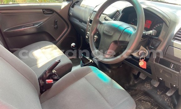 Acheter Occasion Voiture Isuzu D–MAX Blanc à Katima Mulilo, Caprivi Acheter Occasion Voiture Isuzu D–MAX Blanc à Katima Mulilo, Caprivi