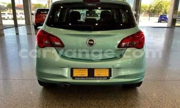 Acheter Occasion Voiture Opel Corsa Bleu à Windhoek, Namibie Acheter Occasion Voiture Opel Corsa Bleu à Windhoek, Namibie