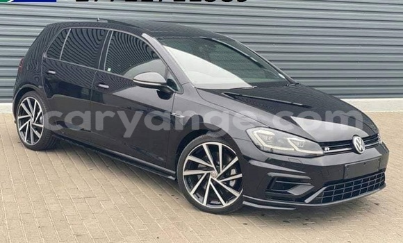 Buy Used Volkswagen Golf R Black Car in Windhoek in Namibia
