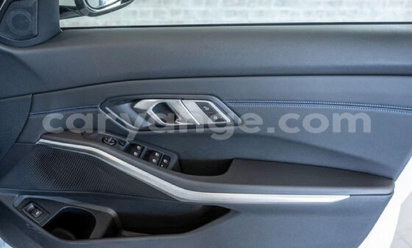 Acheter Occasion Voiture BMW 3–Series Blanc à Windhoek, Namibie Acheter Occasion Voiture BMW 3–Series Blanc à Windhoek, Namibie