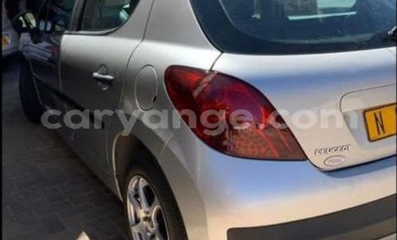 Acheter Occasion Voiture Peugeot 207 Gris à Windhoek, Namibie Acheter Occasion Voiture Peugeot 207 Gris à Windhoek, Namibie