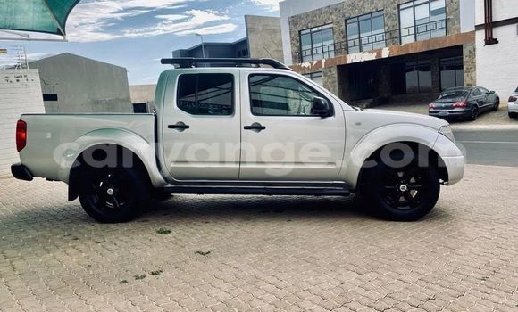 Acheter Occasion Voiture Nissan Navara Gris à Windhoek, Namibie Acheter Occasion Voiture Nissan Navara Gris à Windhoek, Namibie