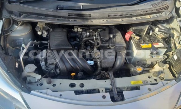 Acheter Occasion Voiture Nissan Note Gris à Windhoek, Namibie Acheter Occasion Voiture Nissan Note Gris à Windhoek, Namibie