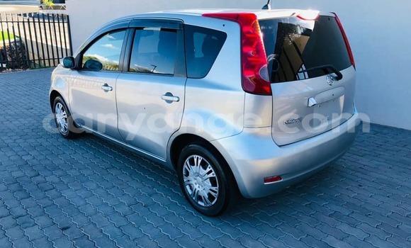 Acheter Occasion Voiture Nissan Note Gris à Windhoek, Namibie Acheter Occasion Voiture Nissan Note Gris à Windhoek, Namibie