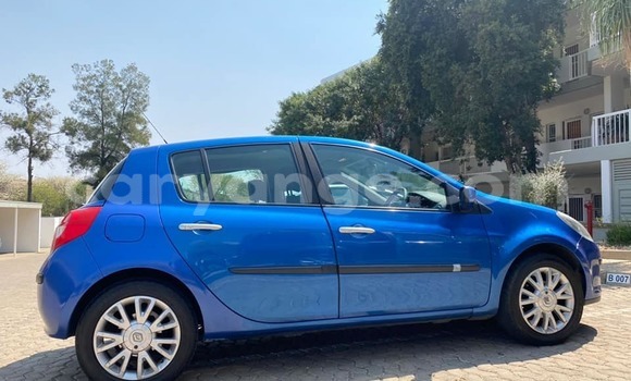 Acheter Occasion Voiture Renault Clio Bleu à Windhoek, Namibie