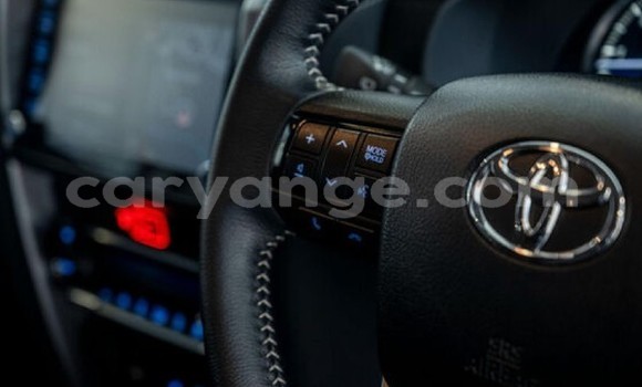 Acheter Occasion Voiture Toyota Fortuner Blanc à Windhoek, Namibie Acheter Occasion Voiture Toyota Fortuner Blanc à Windhoek, Namibie