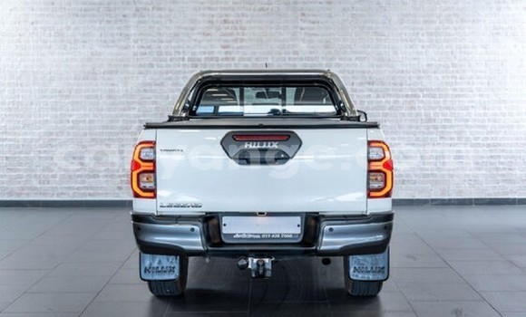 Acheter Occasion Voiture Toyota Hilux Blanc à Rundu, Namibie Acheter Occasion Voiture Toyota Hilux Blanc à Rundu, Namibie