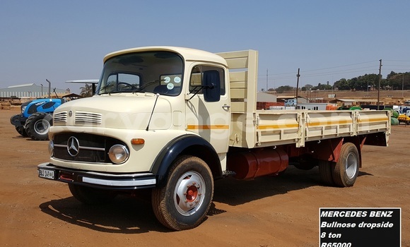 Acheter Occasion Utilitaire Mercedes‒Benz 1317 Autre à Leonardville, Omaheke Acheter Occasion Utilitaire Mercedes‒Benz 1317 Autre à Leonardville, Omaheke