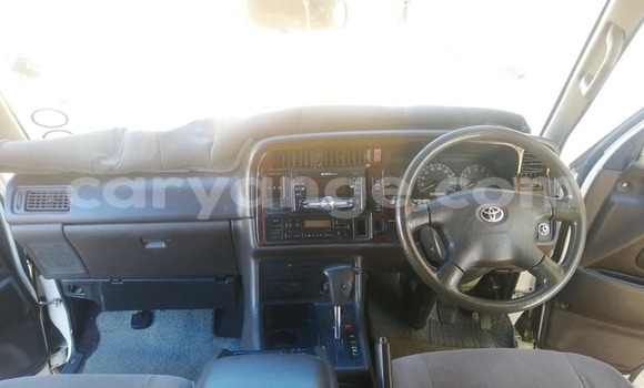 Acheter Occasion Voiture Toyota Hi Ace Gris à Windhoek, Namibie Acheter Occasion Voiture Toyota Hi Ace Gris à Windhoek, Namibie