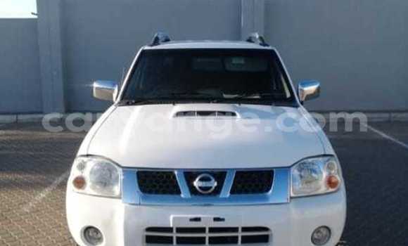 Acheter Occasion Voiture Nissan NP 300 Blanc à Windhoek, Namibie