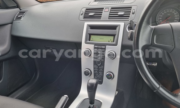 Acheter Occasion Voiture Volvo V50 Gris à Windhoek, Namibie Acheter Occasion Voiture Volvo V50 Gris à Windhoek, Namibie