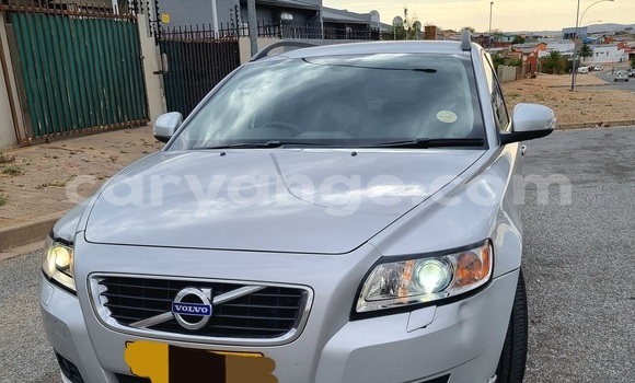 Acheter Occasion Voiture Volvo V50 Gris à Windhoek, Namibie Acheter Occasion Voiture Volvo V50 Gris à Windhoek, Namibie