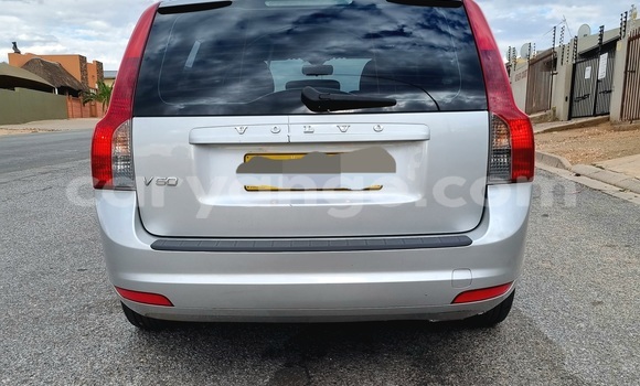 Acheter Occasion Voiture Volvo V50 Gris à Windhoek, Namibie Acheter Occasion Voiture Volvo V50 Gris à Windhoek, Namibie