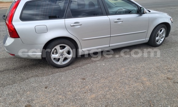 Acheter Occasion Voiture Volvo V50 Gris à Windhoek, Namibie Acheter Occasion Voiture Volvo V50 Gris à Windhoek, Namibie