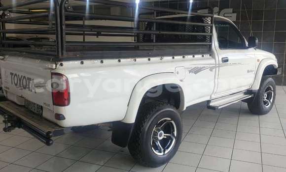 Buy Used Toyota Hilux White Car in Windhoek in Namibia Buy Used Toyota Hilux White Car in Windhoek in Namibia