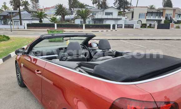 Acheter Occasion Voiture Volkswagen Golf Rouge à Swakopmund, Namibie