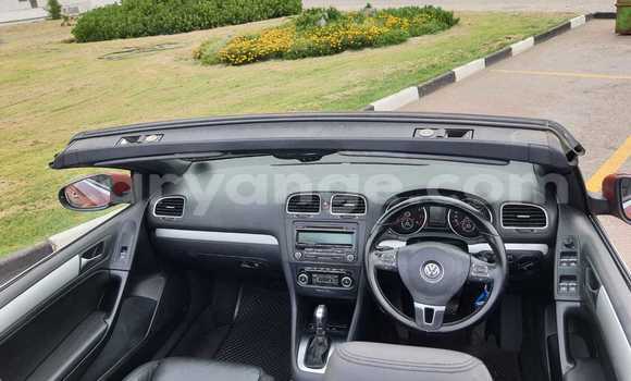 Acheter Occasion Voiture Volkswagen Golf Rouge à Swakopmund, Namibie Acheter Occasion Voiture Volkswagen Golf Rouge à Swakopmund, Namibie